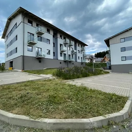 Klinovec Luxury Apartment Loucna pod Klinovcem